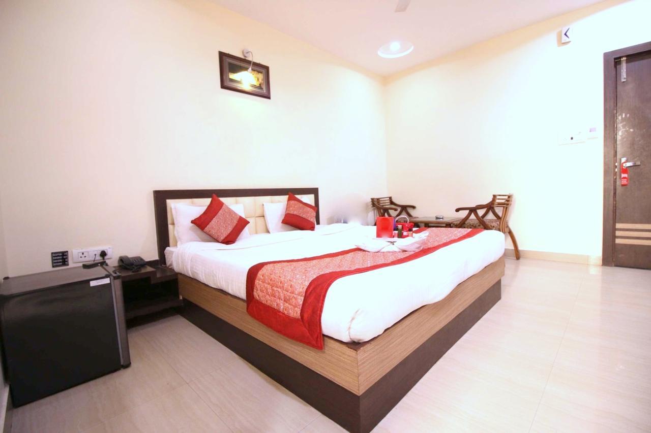 Hotel Radiance Gwalior Esterno foto